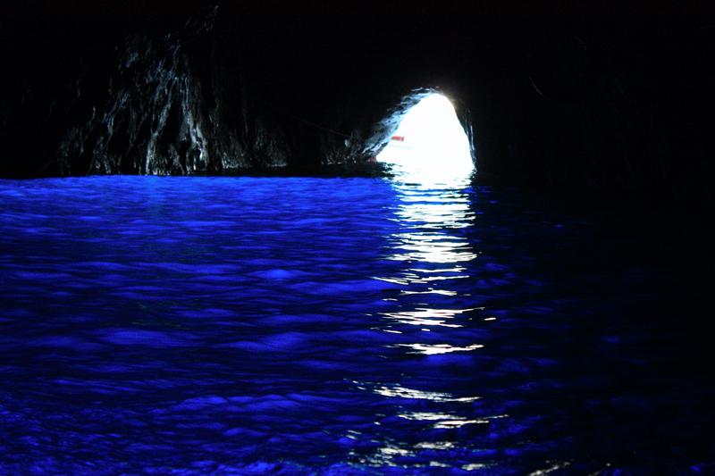 102-Grotta azzurra,12 maggio 2012.jpg